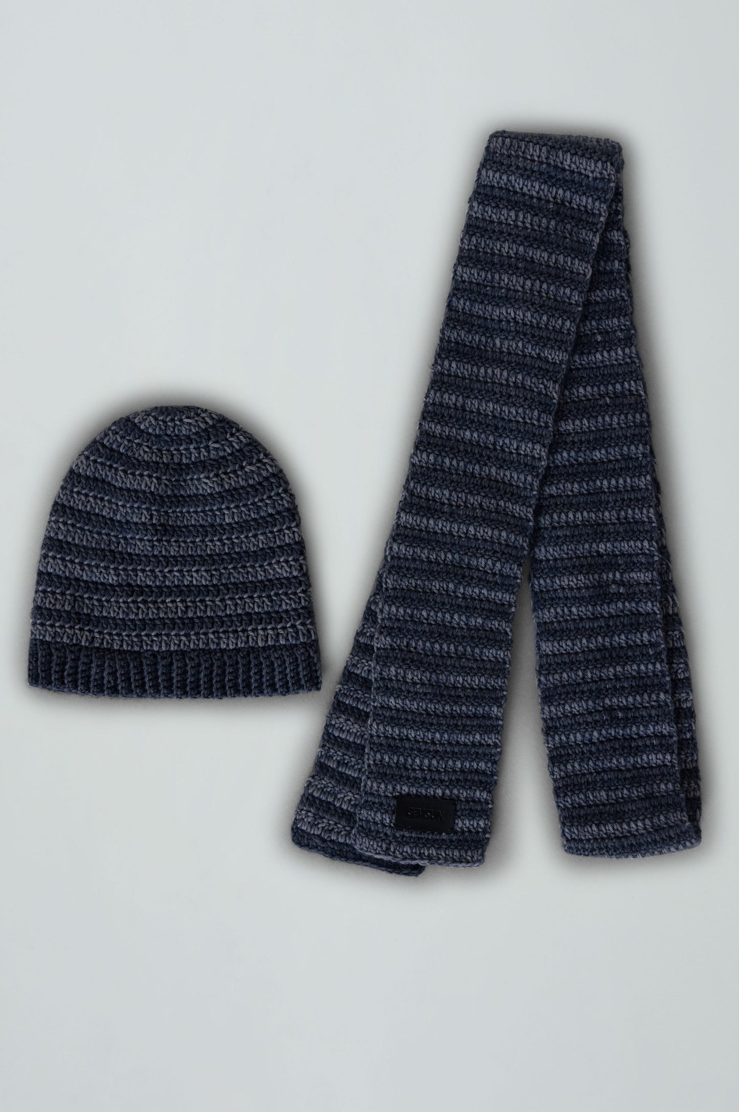 MOHAIR SCARF