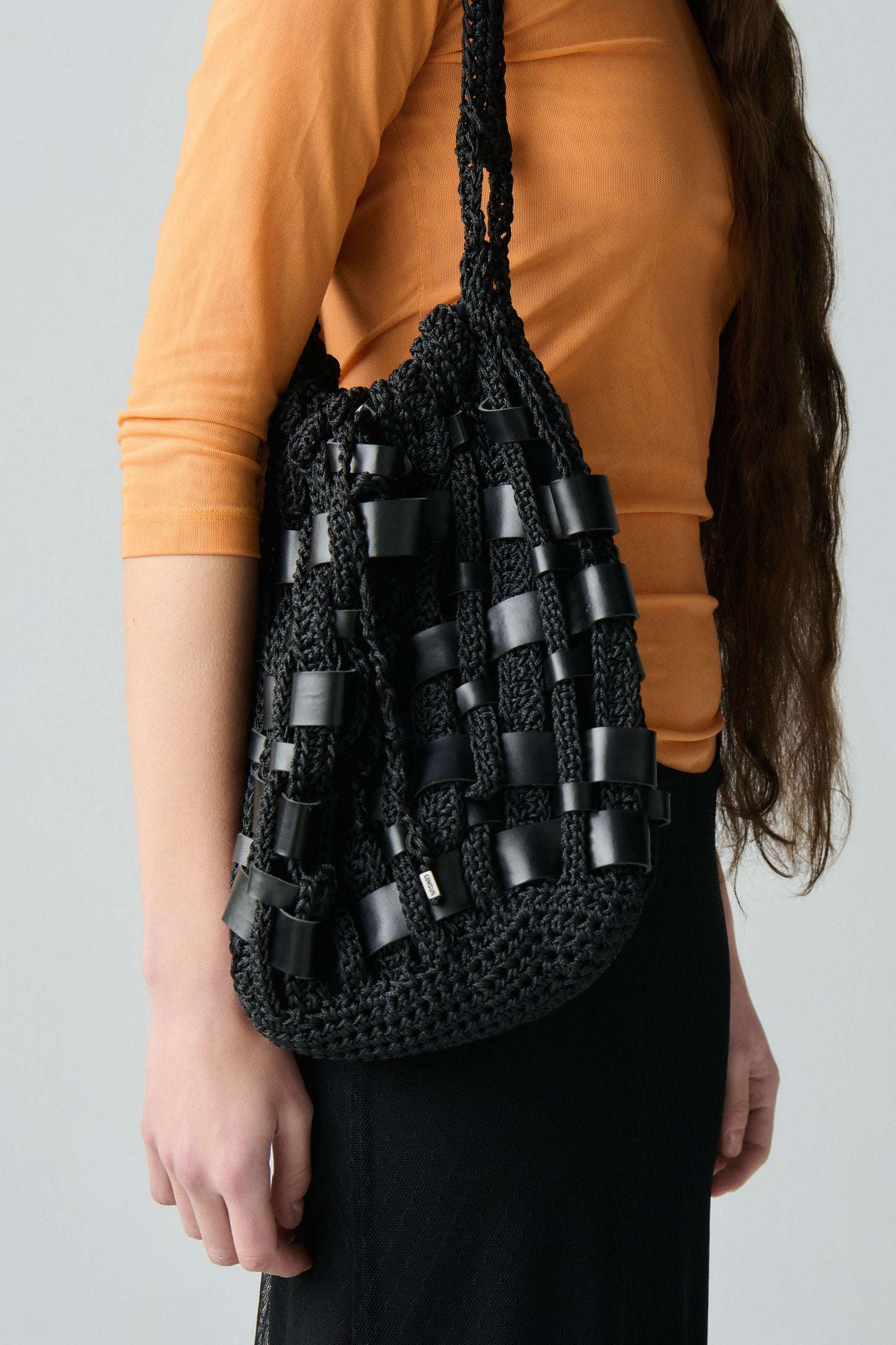 APFEL WOVEN BAG
