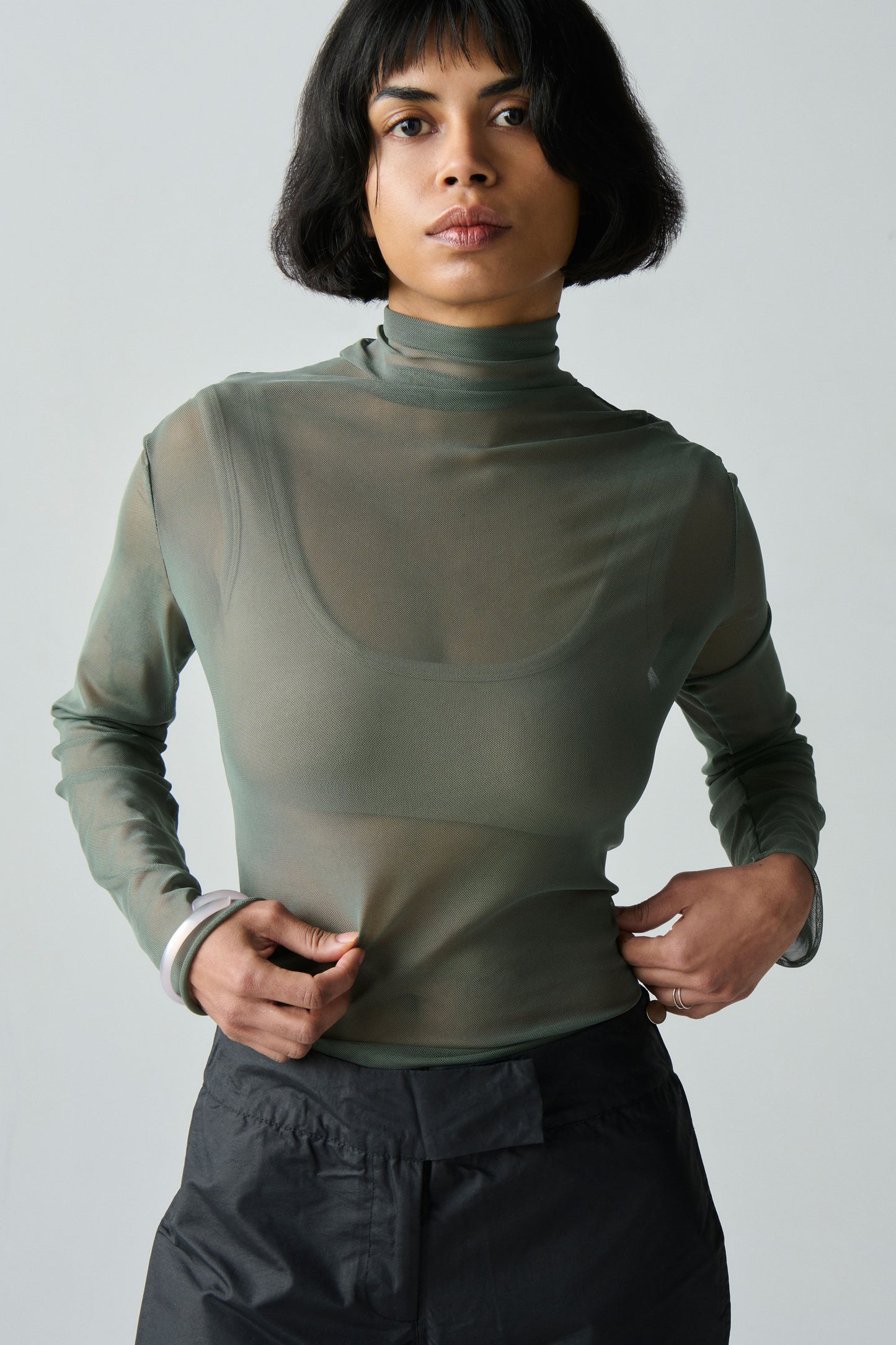 MESH TURTLENECK