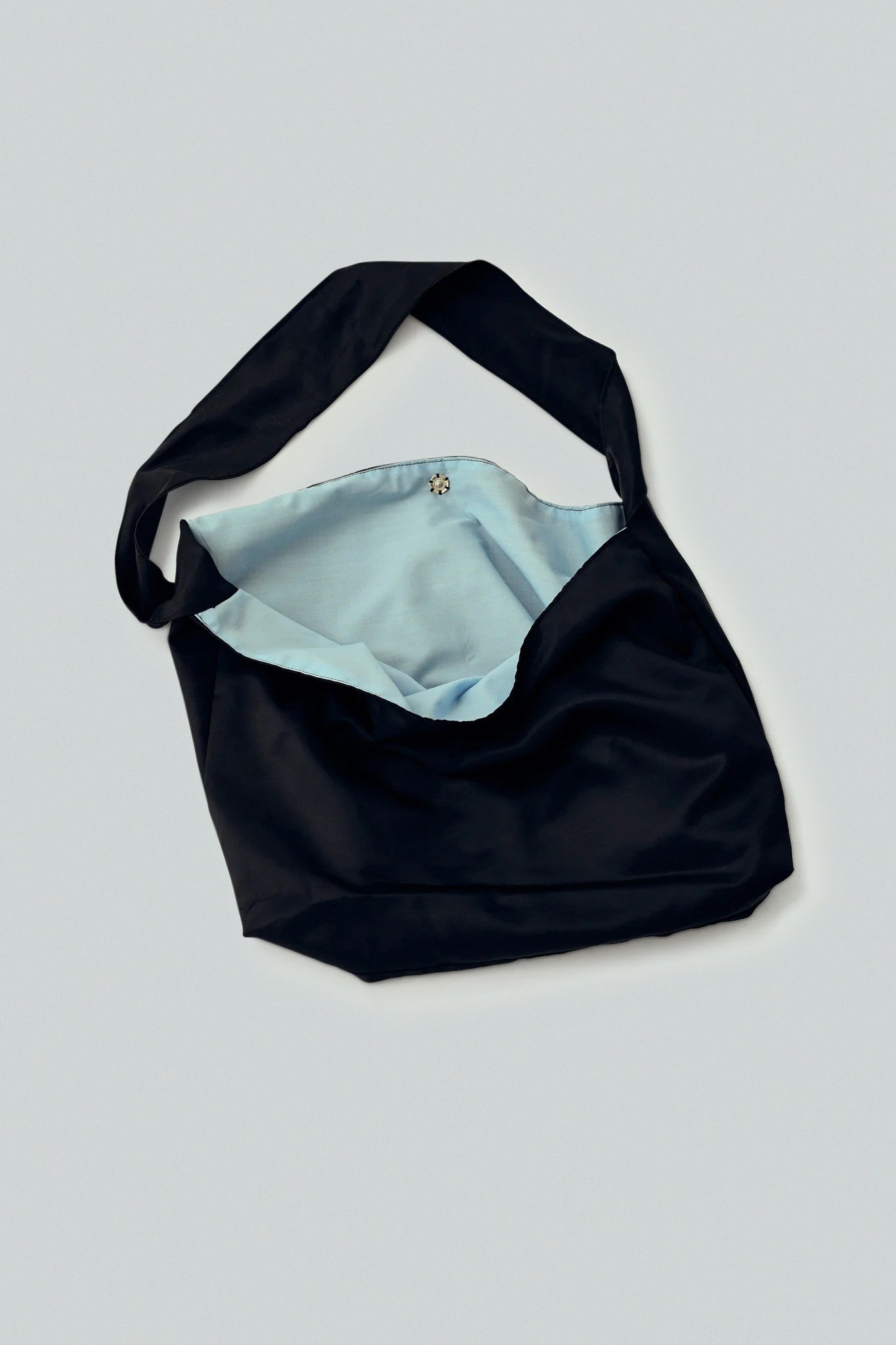 HELMI TOTE
