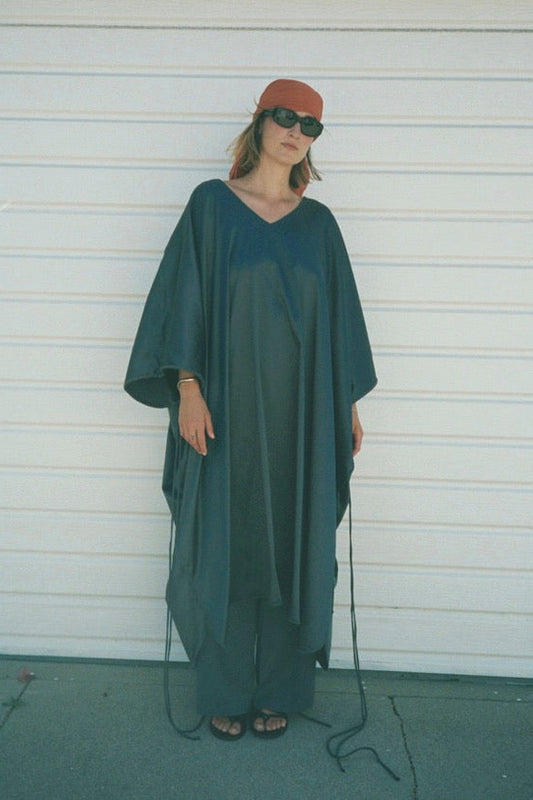 OBSIDIA KAFTAN