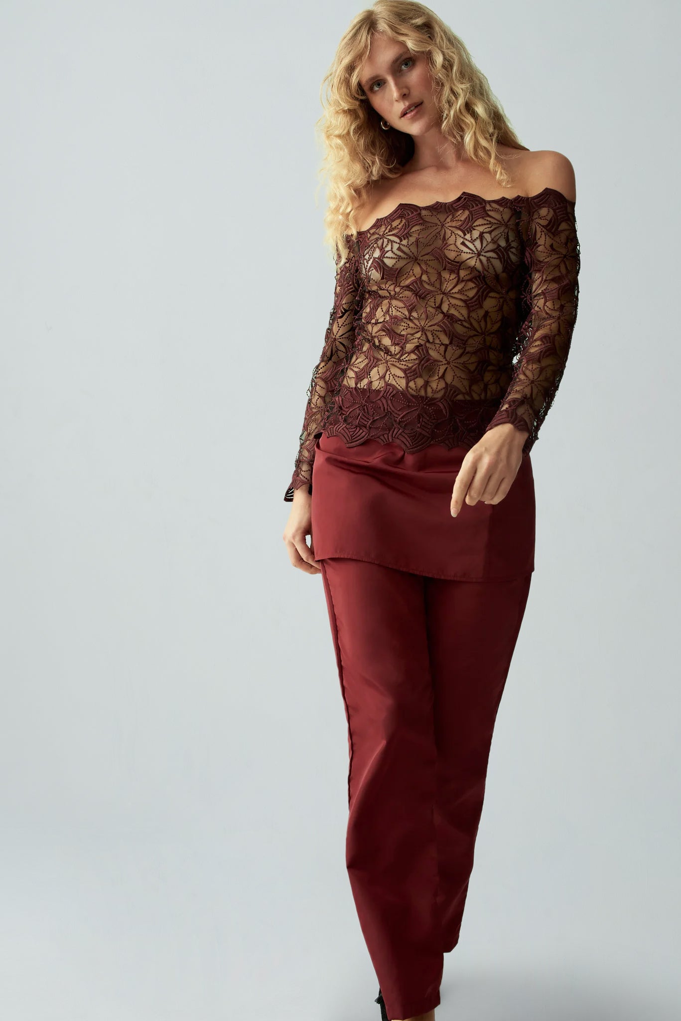 LACE BLOUSE